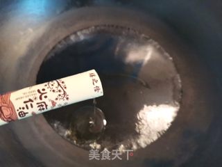 火麻油百合拌西兰花的做法步骤：1