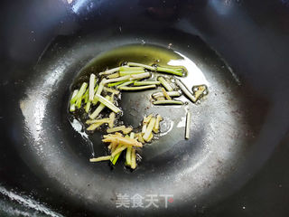 剁椒烧煎豆腐的做法步骤:7