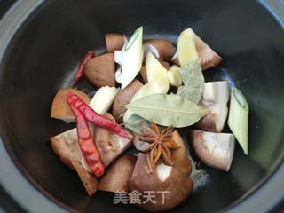 砂锅红烧肉的做法步骤:11