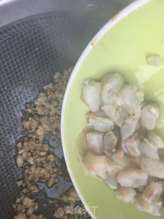 土豆面韭菜鲜虾包的做法步骤：20