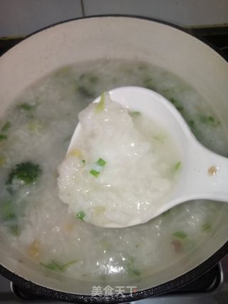 西蓝花巴沙鱼片粥的做法步骤:9