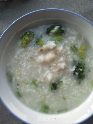 西蓝花巴沙鱼片粥的做法步骤:10