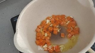 蛋炒饭的做法步骤：9