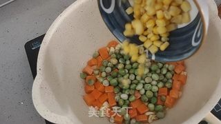 蛋炒饭的做法步骤：11