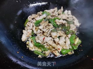 青椒肉片的做法步骤：7