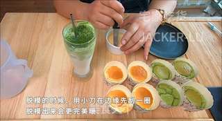 超滑嫩焦糖鸡蛋布丁,甜而不腻,嫩滑布丁,下午茶甜点首选!的做法步骤:13