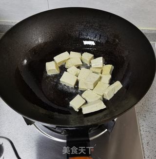 西红柿白菜炖豆腐的做法步骤:7