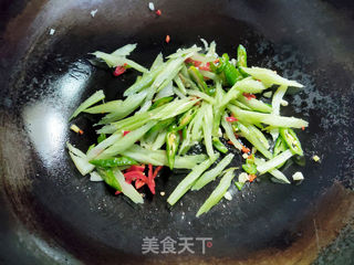 家常芹菜炒牛肉的做法步骤:3
