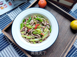 家常芹菜炒牛肉的做法步骤:6