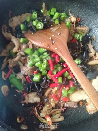 干锅茶树菇的做法步骤:11