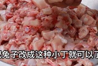 冷吃兔的做法步骤：1