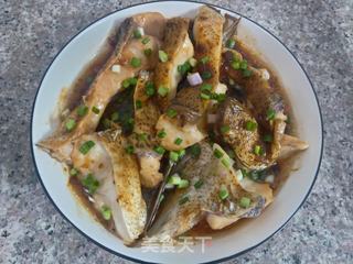 黄豆酱蒸鱼腩的做法步骤:3