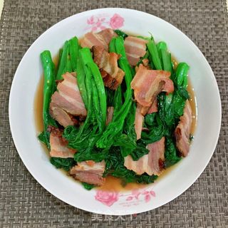 菜心炒腊肉的做法步骤：8