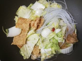 白菜人造肉炒水晶粉的做法步骤:8