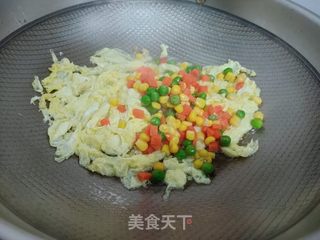 时蔬炒饭的做法步骤：4