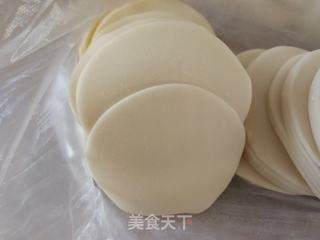 白菜猪肉饺子的做法步骤:11