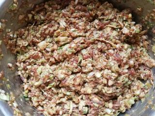 白菜猪肉饺子的做法步骤:10