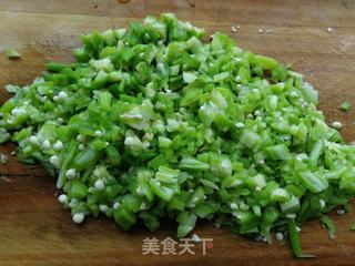 秋葵鸡蛋饺的做法步骤:2