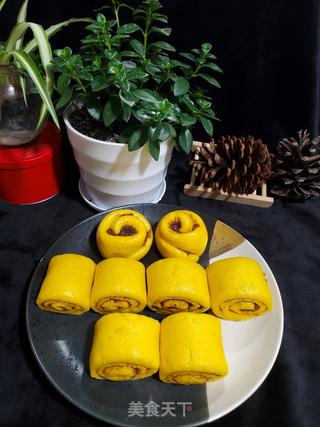 南瓜豆沙卷的做法步骤:11