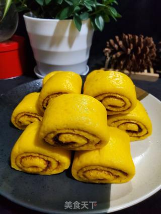 南瓜豆沙卷的做法步骤:12