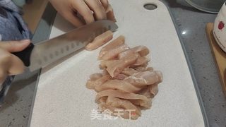糖醋鸡柳的做法步骤:3