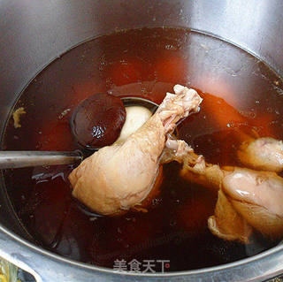 香菇炖鸡面的做法步骤:4
