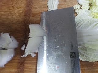 熟鸡炒白菜片的做法步骤:3