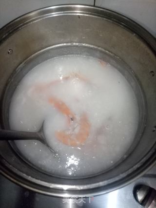 小白菜鱼虾粥的做法步骤:5