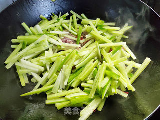 家常青萝卜炒肉丝的做法步骤:5