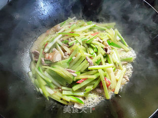 家常青萝卜炒肉丝的做法步骤:7