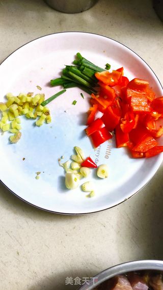 杏鲍菇炒牛肉粒的做法步骤:3