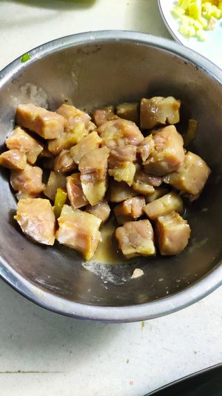 杏鲍菇炒牛肉粒的做法步骤:5
