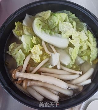 清炖牛肉白菜汤锅的做法步骤：5