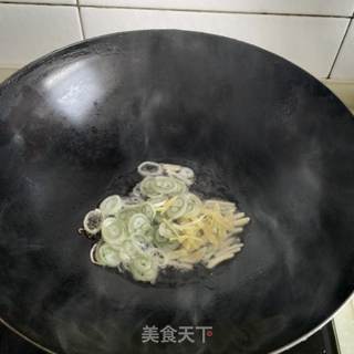 盐豆子炖豆腐的做法步骤:3