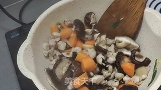 家常菜香菇鸡肉的做法步骤：7