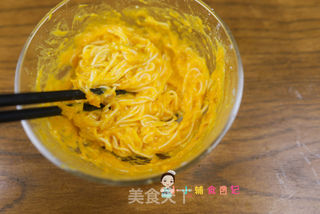 9个月以上辅食鸟巢面条饼的做法步骤:5