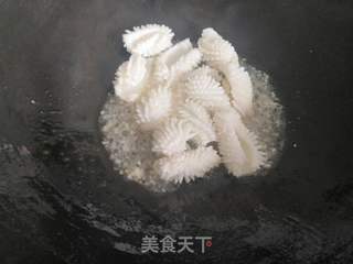 浙江名菜&蒜爆目鱼花的做法步骤:11