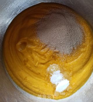 小米南瓜红枣发糕的做法步骤:3