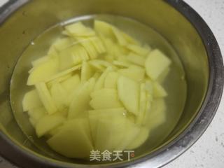 番茄土豆炒青虾的做法步骤:5