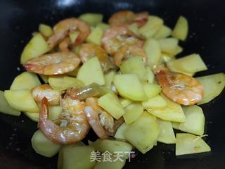 番茄土豆炒青虾的做法步骤:9