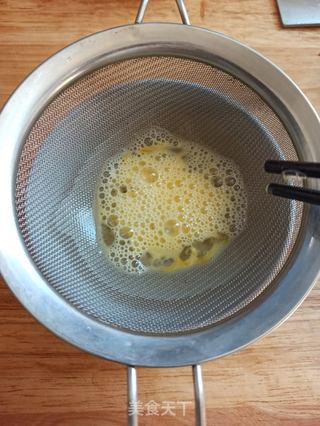 贝贝南瓜蒸蛋的做法步骤:6