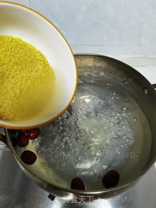 山药红枣小米粥的做法步骤:4