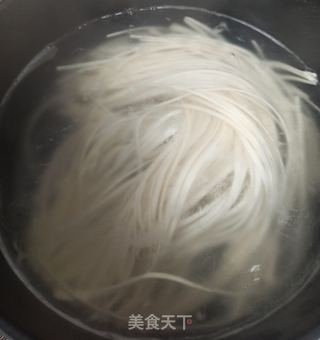 小青菜荷包蛋牛肉汤面的做法步骤：6