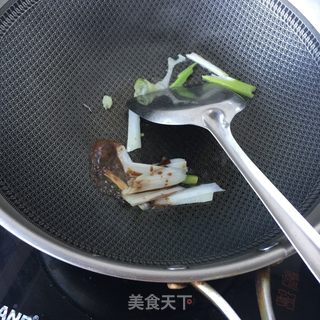 辣炒鲜虾盖南瓜面的做法步骤：6