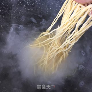 辣炒鲜虾盖南瓜面的做法步骤：8