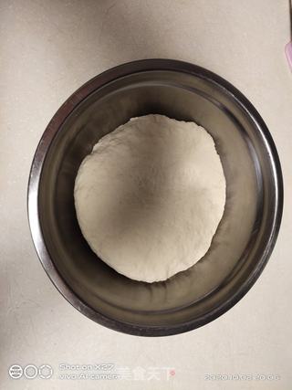 咸蛋黄豆沙月饼的做法步骤:5