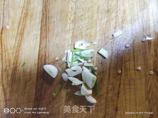 牛肉炒黄瓜的做法步骤：2
