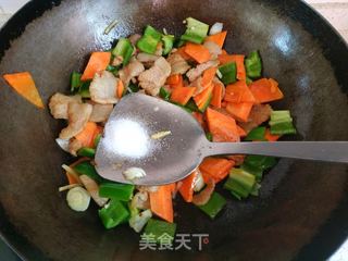 小炒五花肉的做法步骤:10