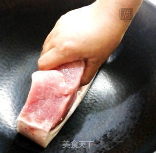 杭椒回锅肉 的做法步骤:2