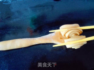 南瓜心形花卷(一次发酵)的做法步骤:5
